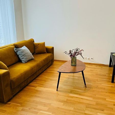 Raatuse 85 Deluxe Apartments Тарту Экстерьер фото