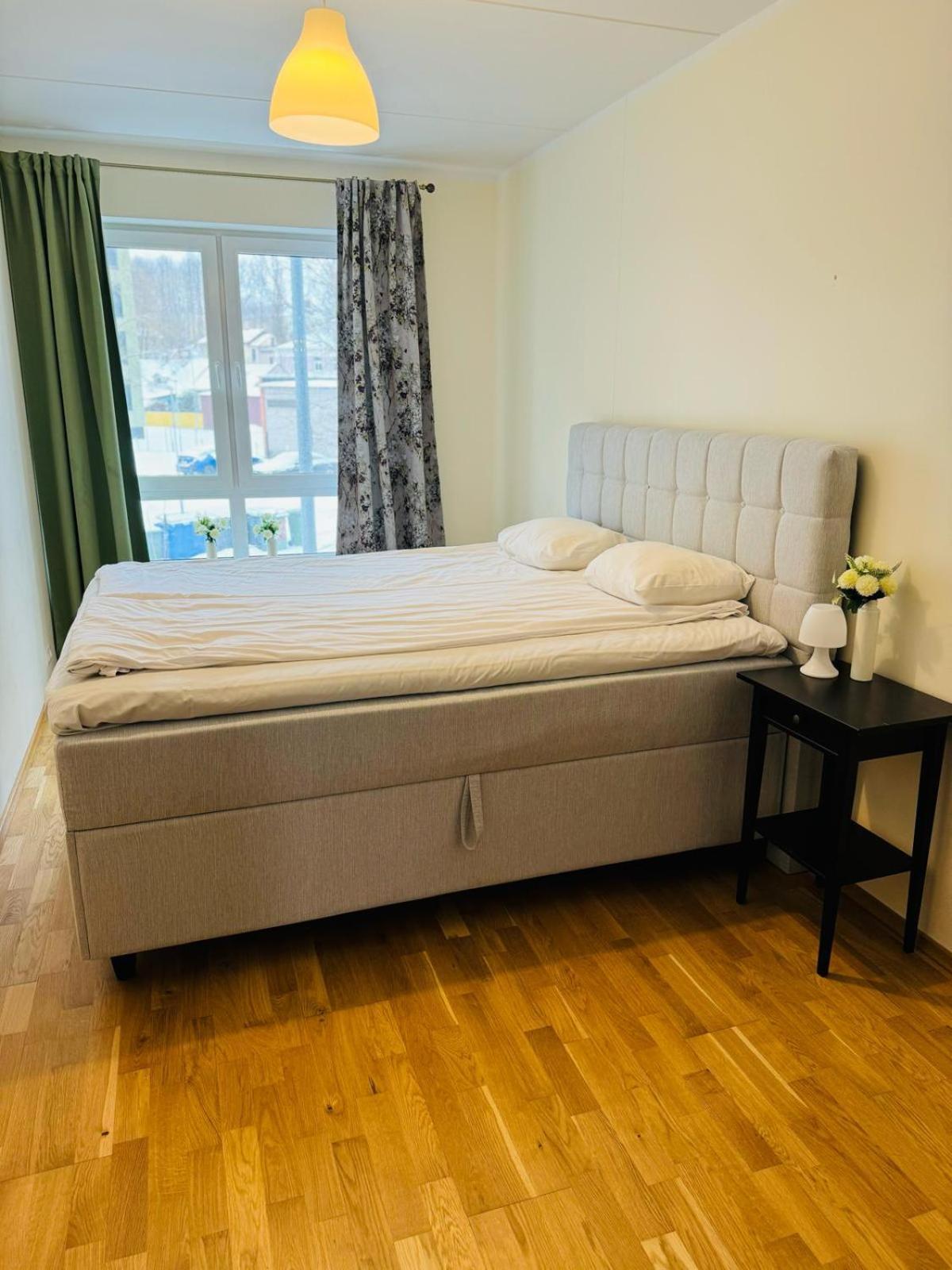 Raatuse 85 Deluxe Apartments Тарту Экстерьер фото